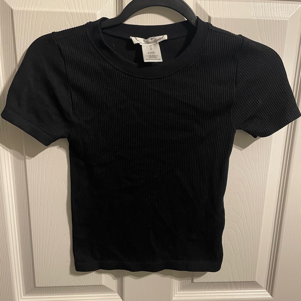 Hippie Rose Black Ribbed Short Sleeve Tee